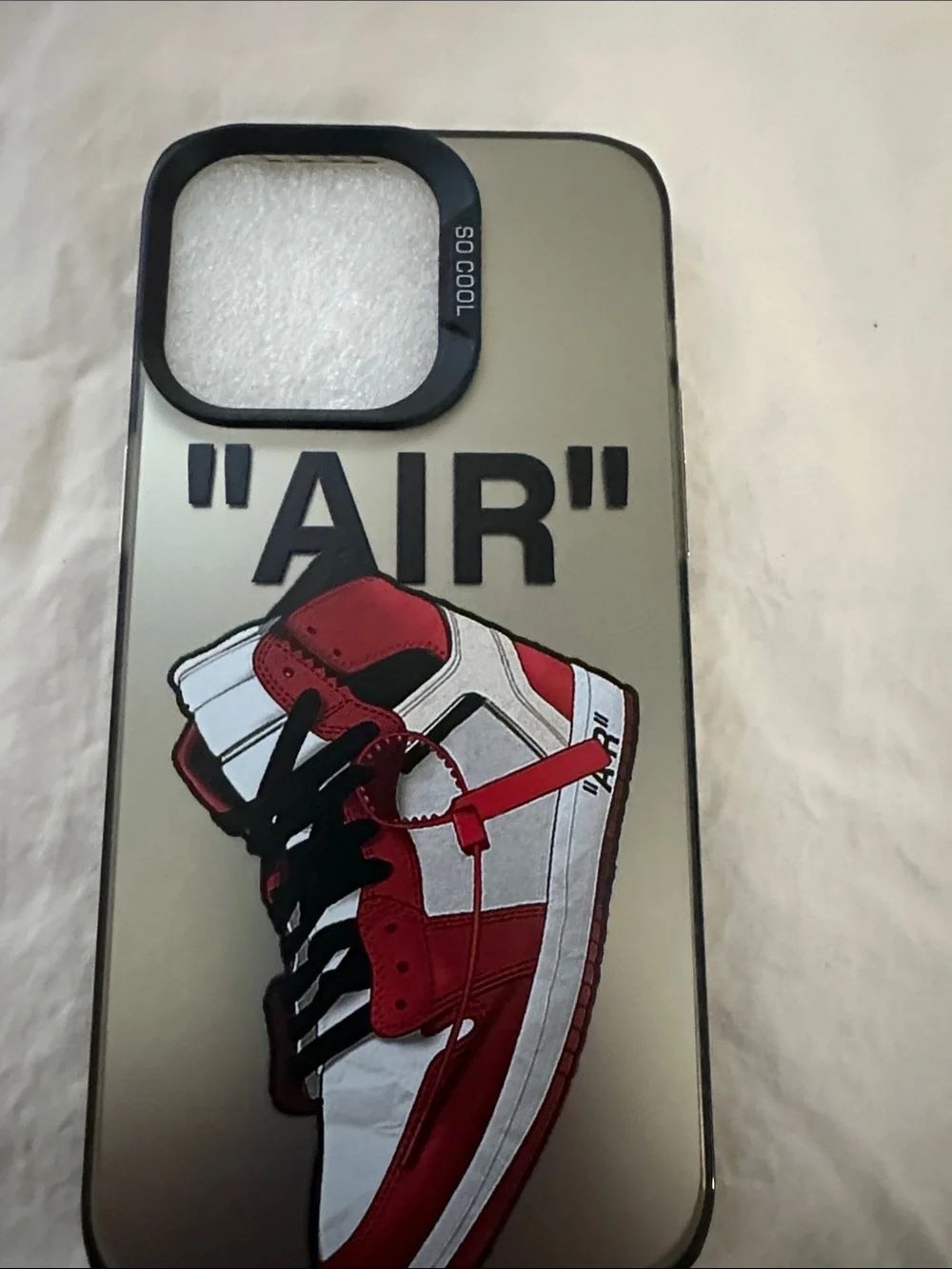 Source Unknown protective phone