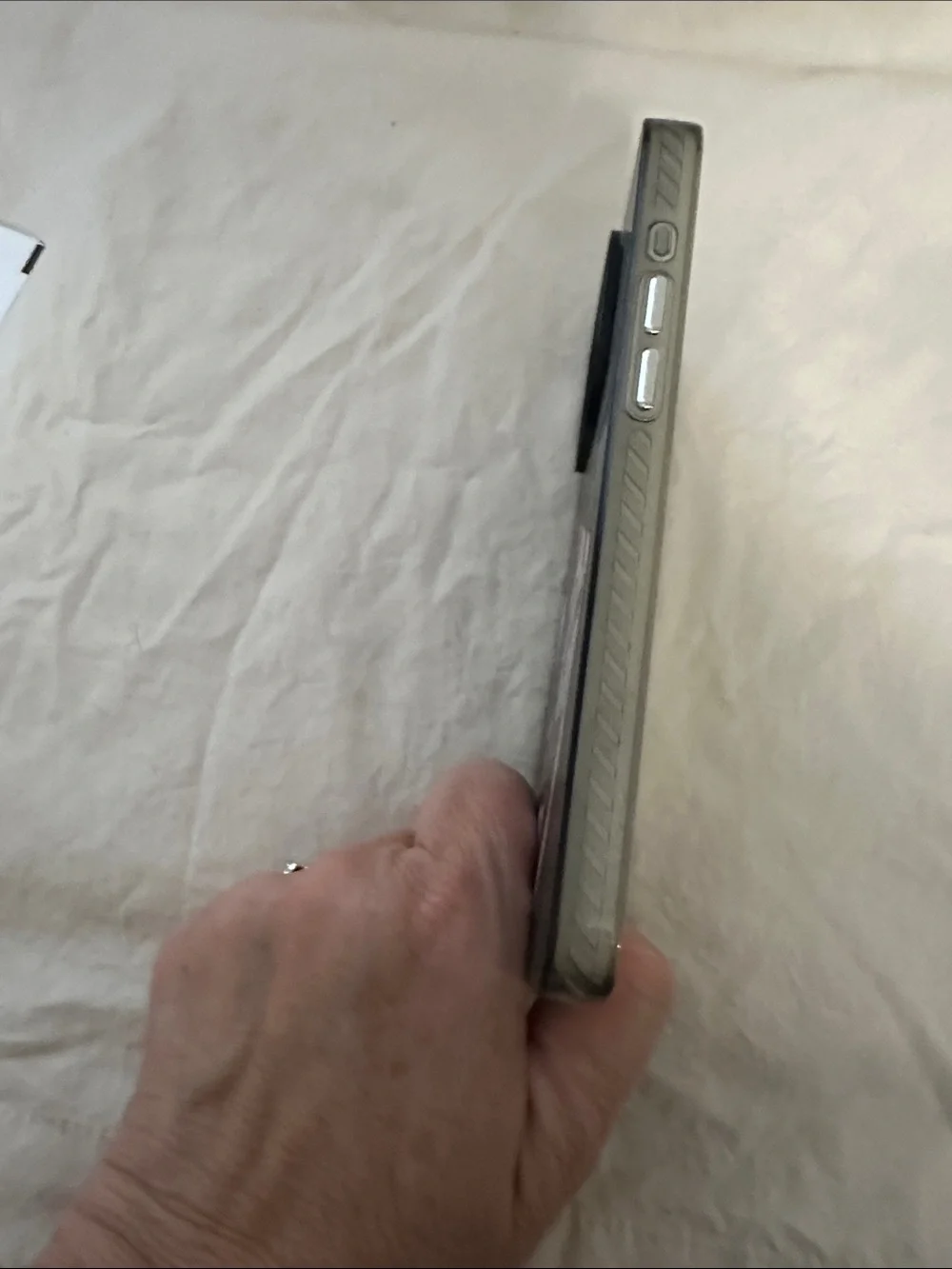 Source Unknown protective phone