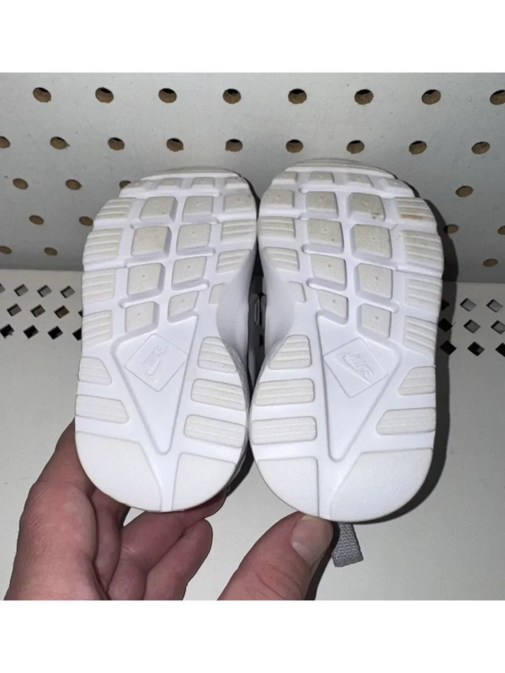 Nike excellent see