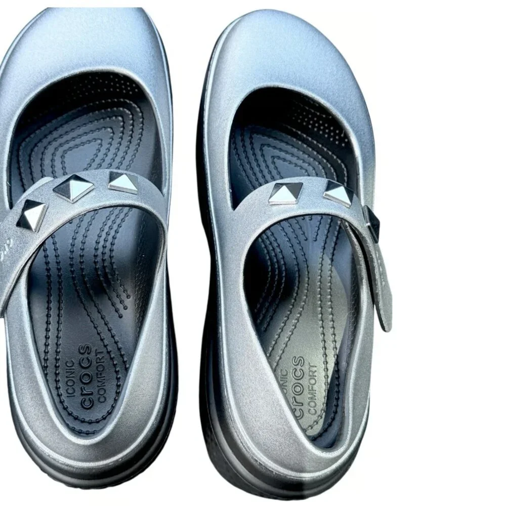 CROCS brand new