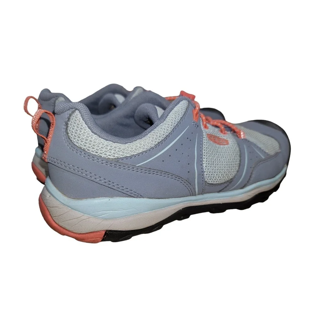 Keen shoe hiking