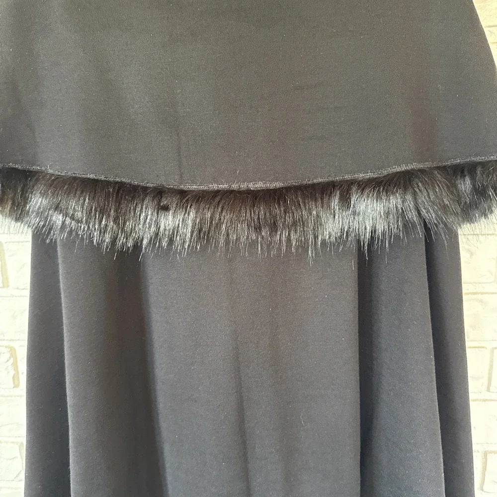 Soft Surroundings Women's Black Kamaria Wrap Faux‎ Fur Trim Size 12