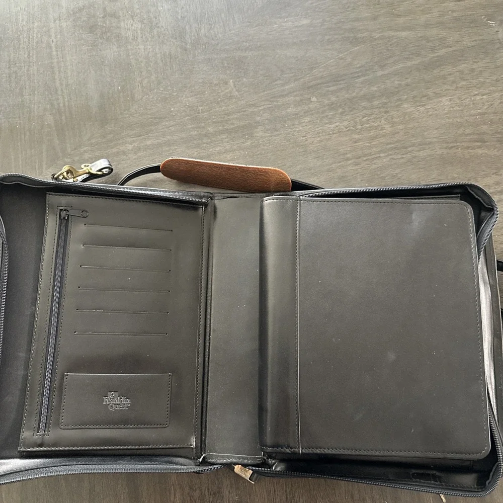 Vintage Franklin Quest Full Grain Aniline Leather Classic Planner Black Zip Bag