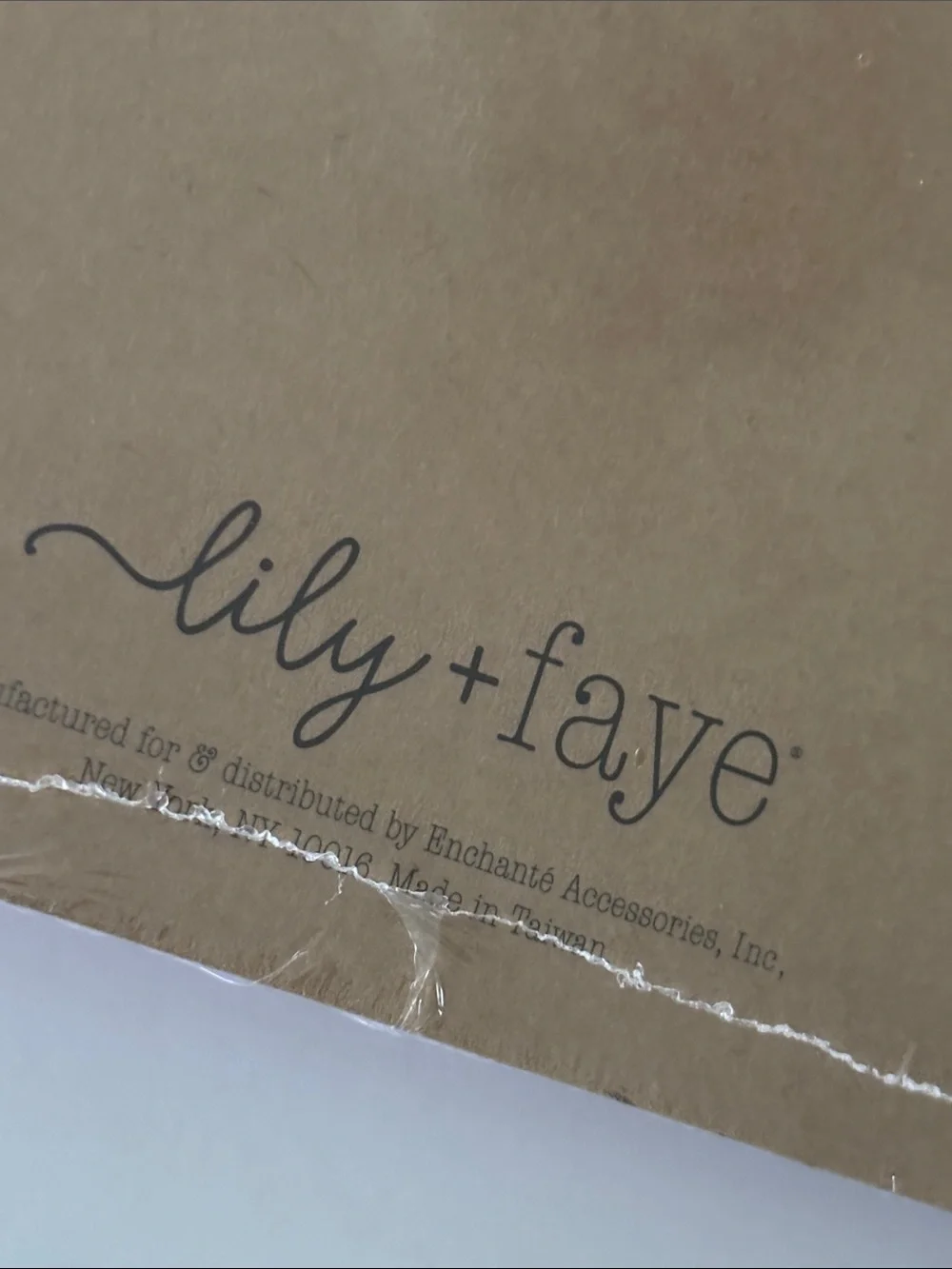 lily + faye ** lily