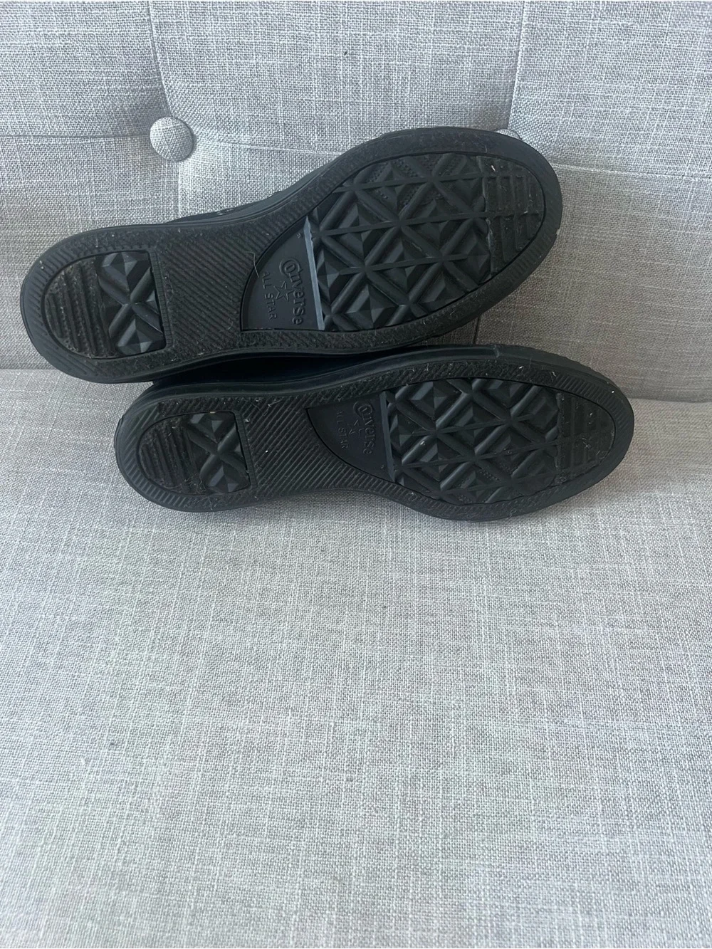 Converse all black