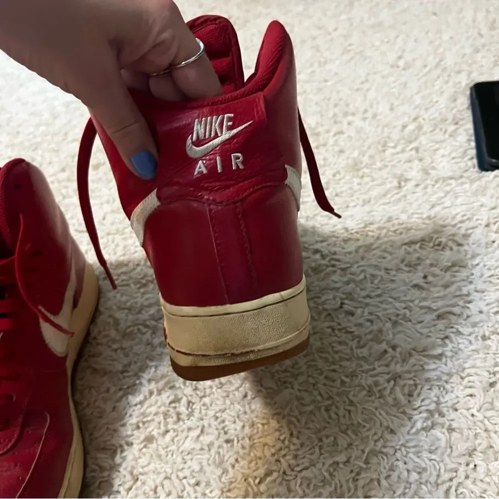 Mens Nike Air Force One Hi High Gym Red Perforated size 13