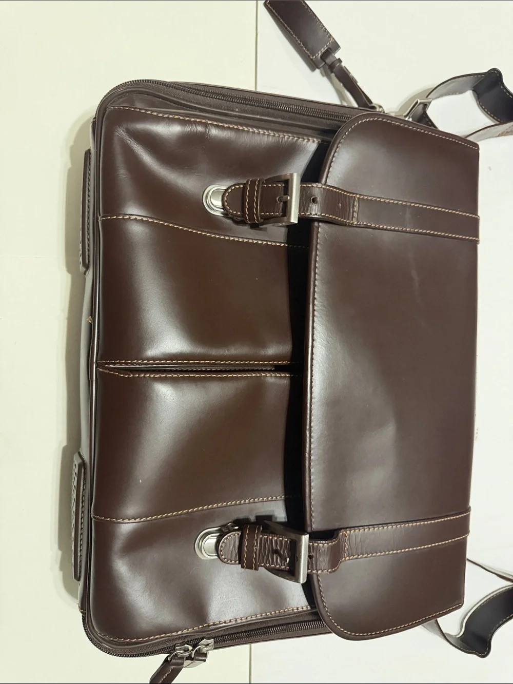 Johnston & Murphy Dark Brown Leather Messenger Bag