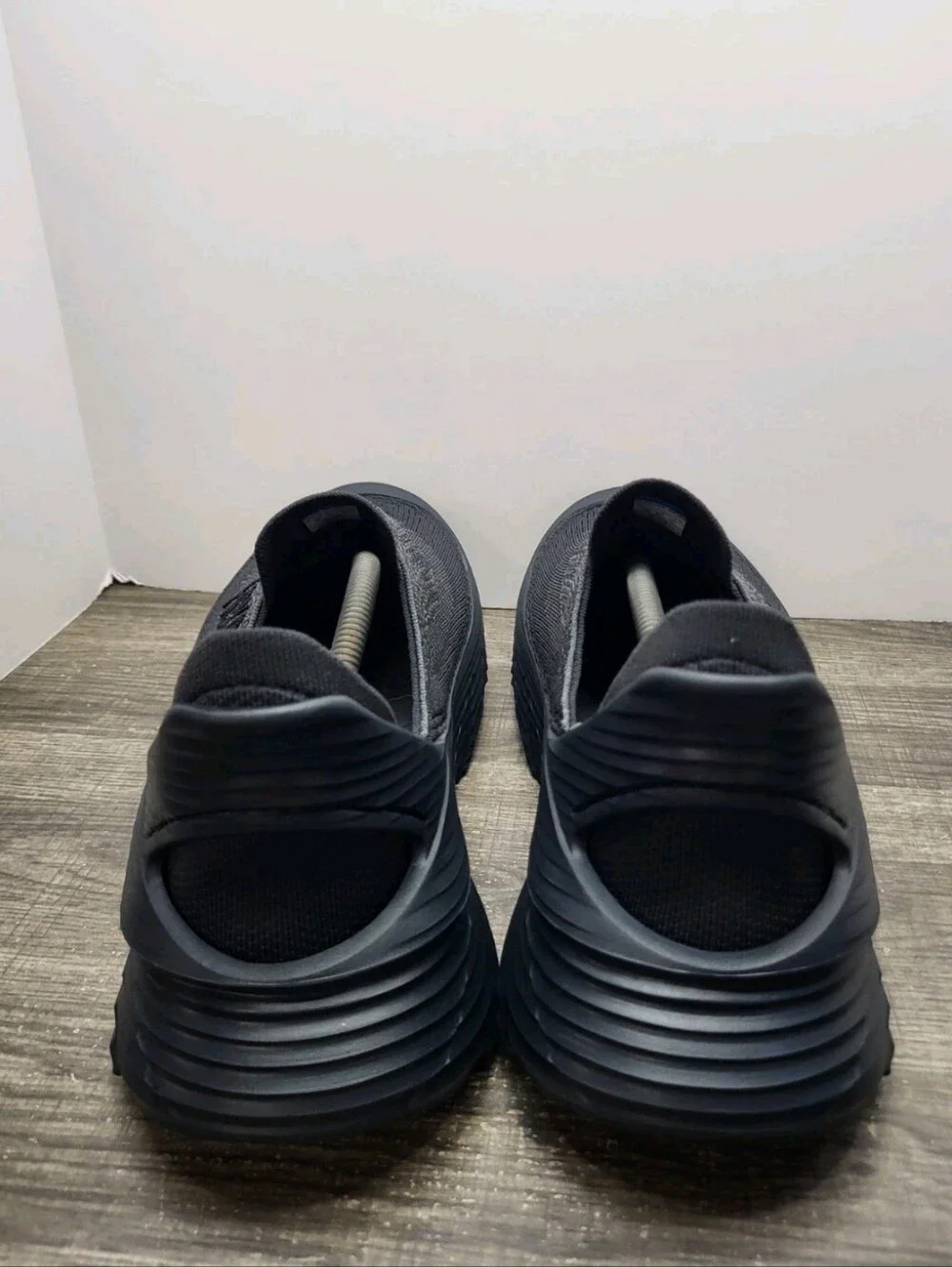 Hoka gently used