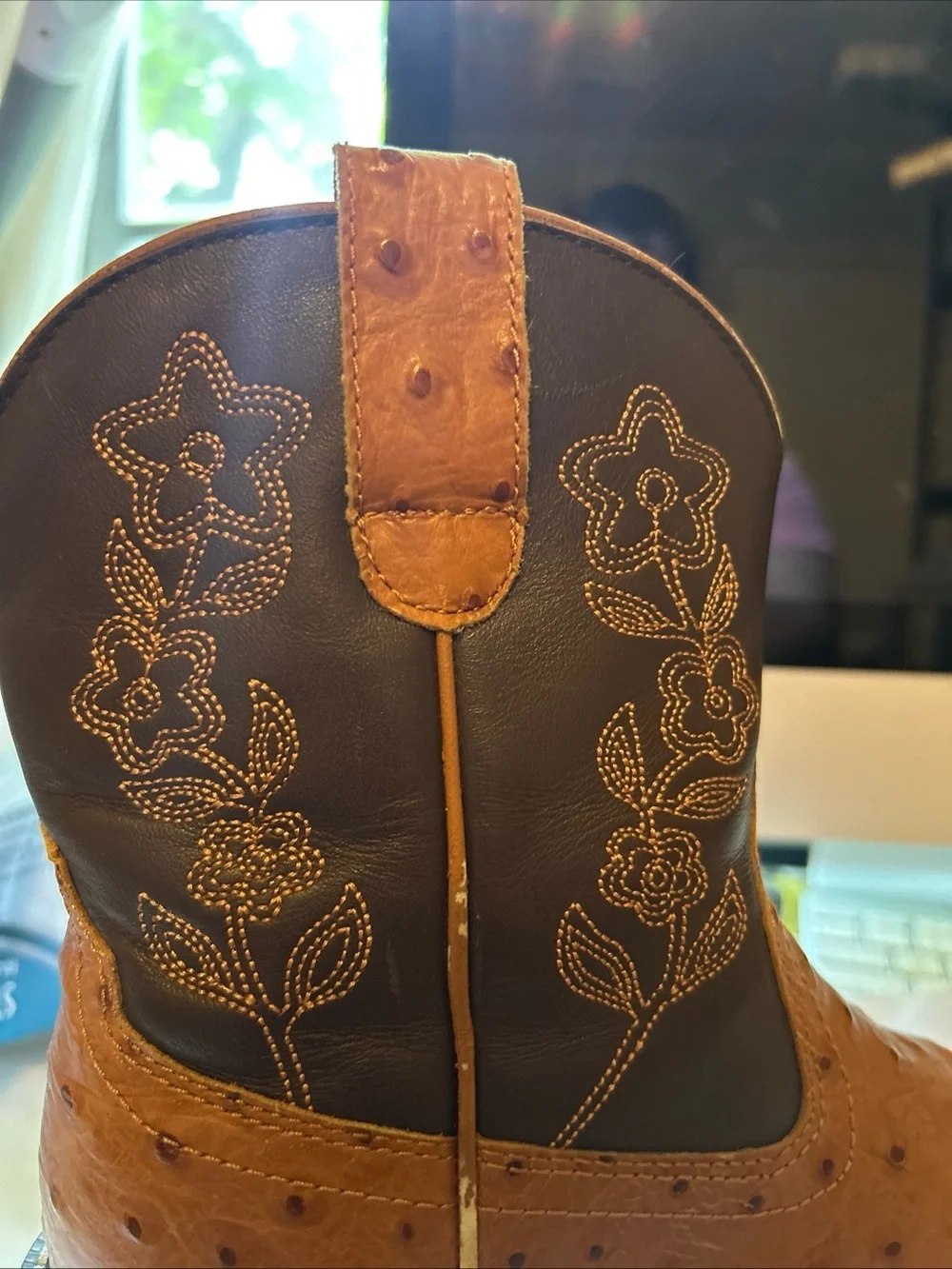 Ariat Fat Baby questions leave