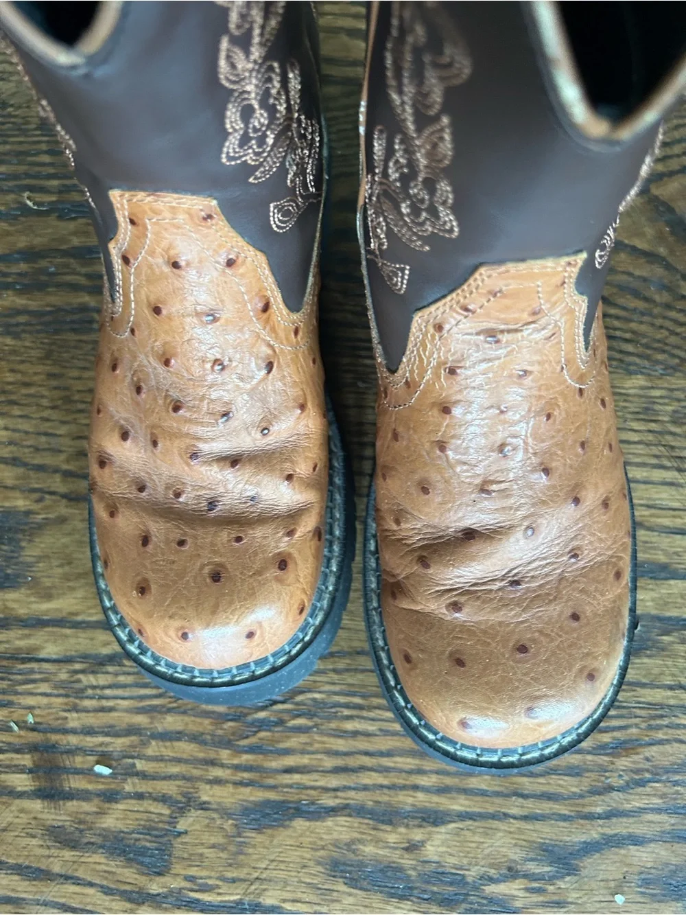Ariat Fat Baby questions leave