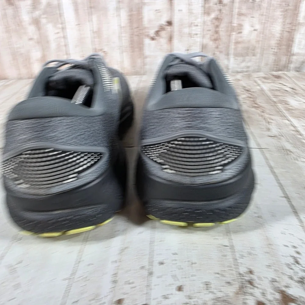 Brooks ghost 16
