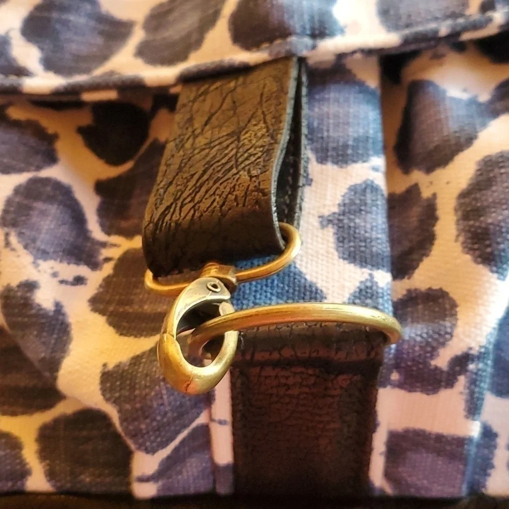Rebekah Scott Designs Blue Leopard Petal Inside Lining Fabric Sz M/L‎ Backpack
