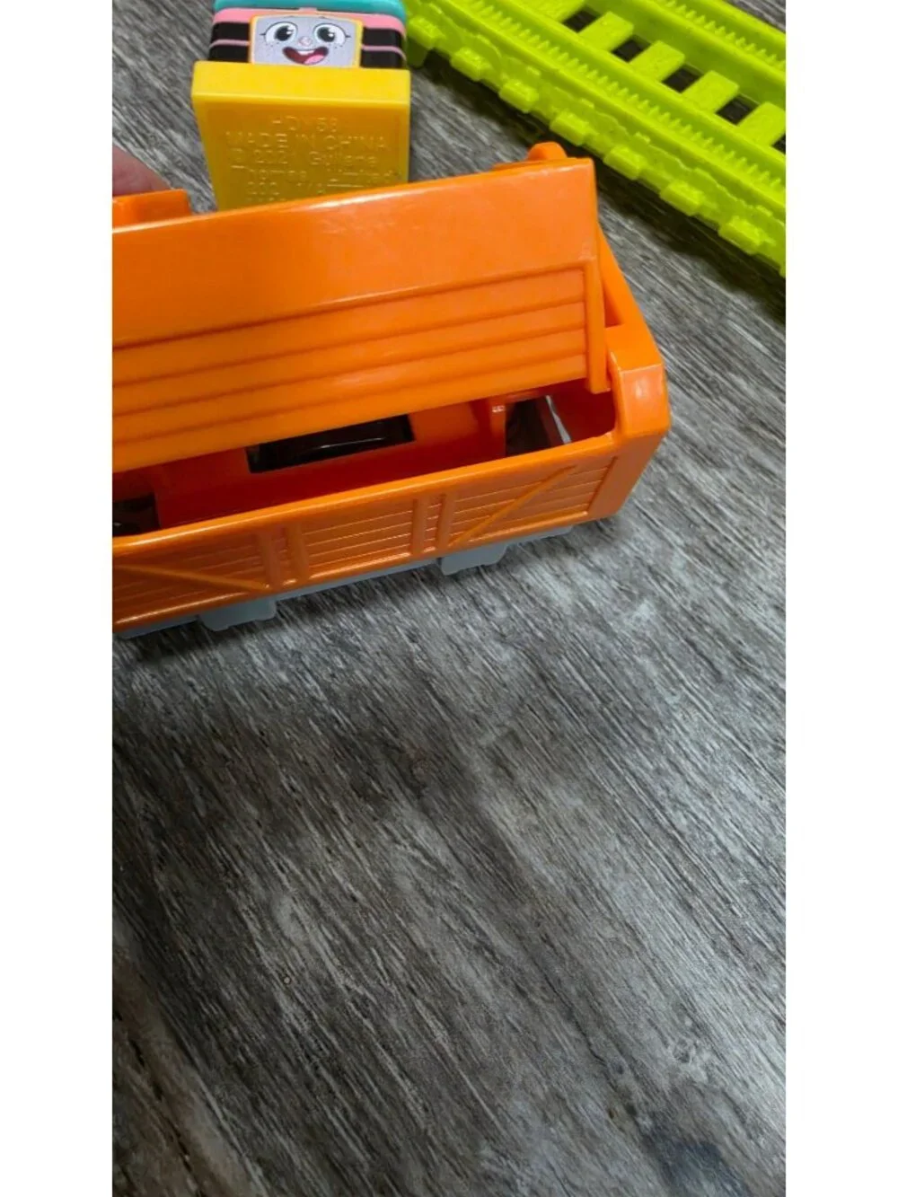 THOMAS FRIENDS FIX EM UP FRIENDS MOTORIZED TRAIN TRACK SET CARLY CRANE HDY58 LOT