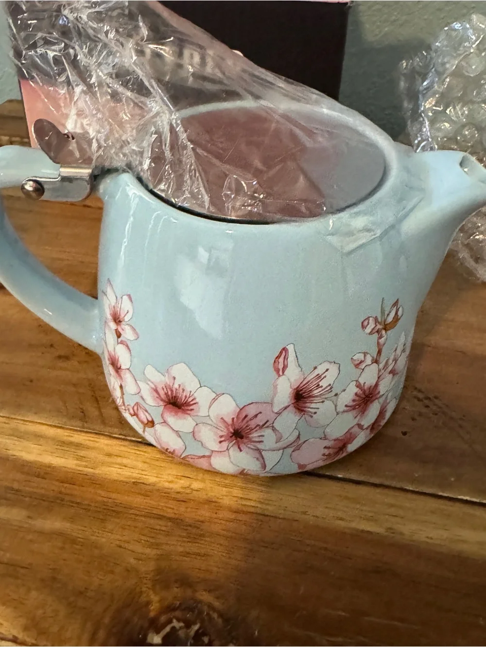 Alfred ceramic teapot