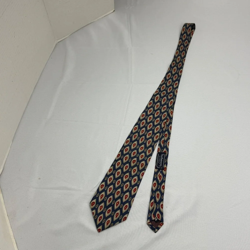 Burberrys Silk Necktie 58