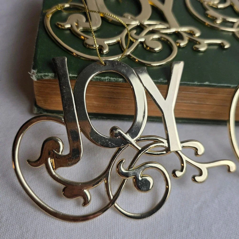 Unbranded polished gold