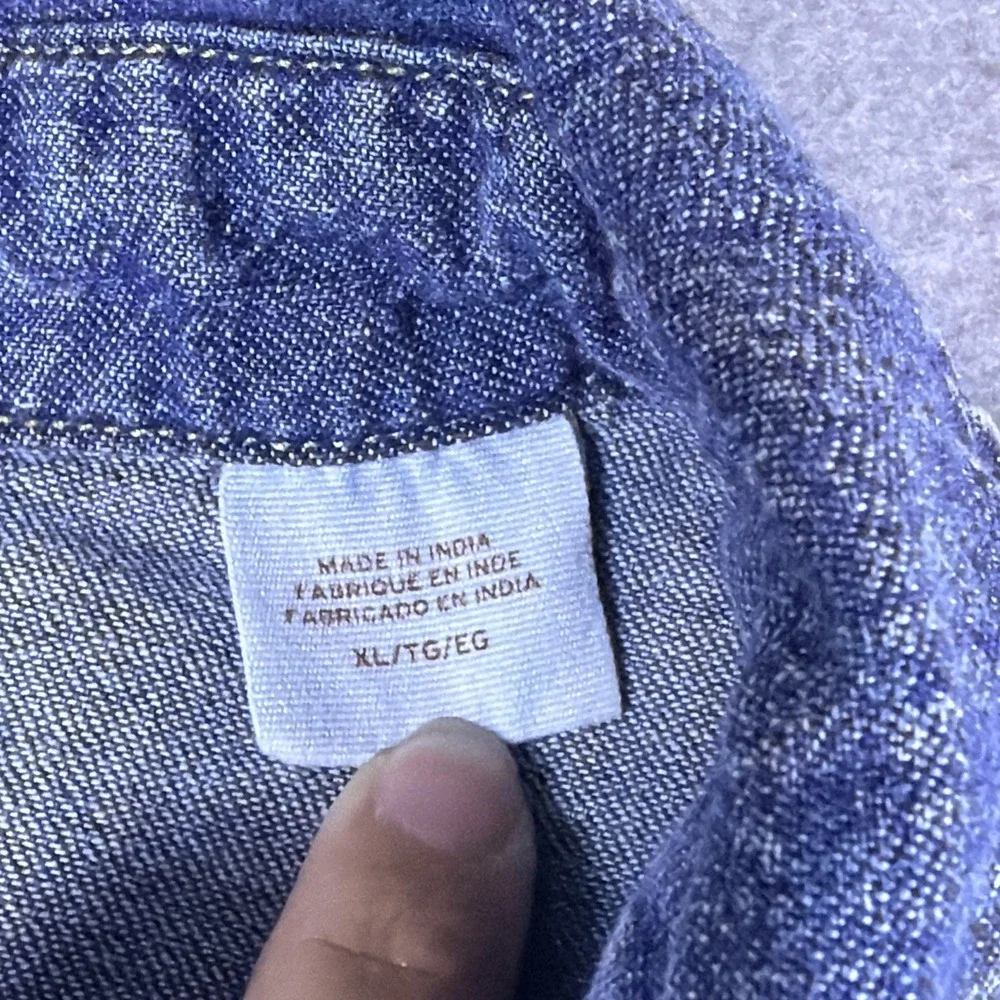 Levis excellent pre