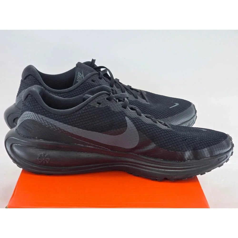 Nike qty revolution