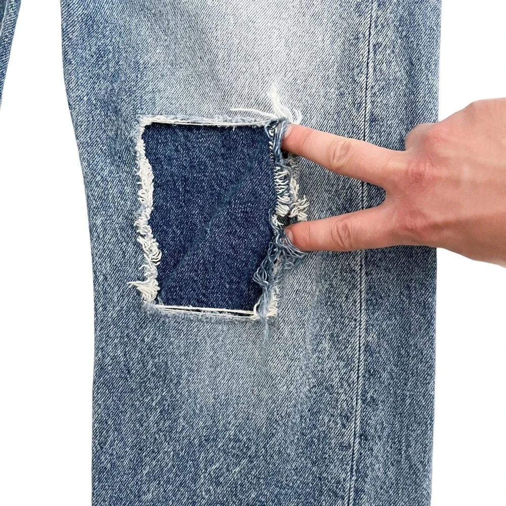 Levis awesome feel