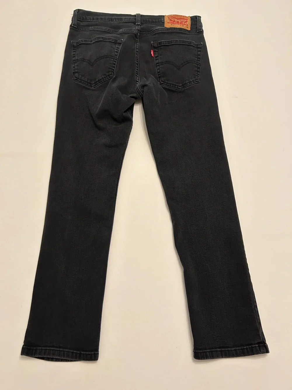 Levis classic black