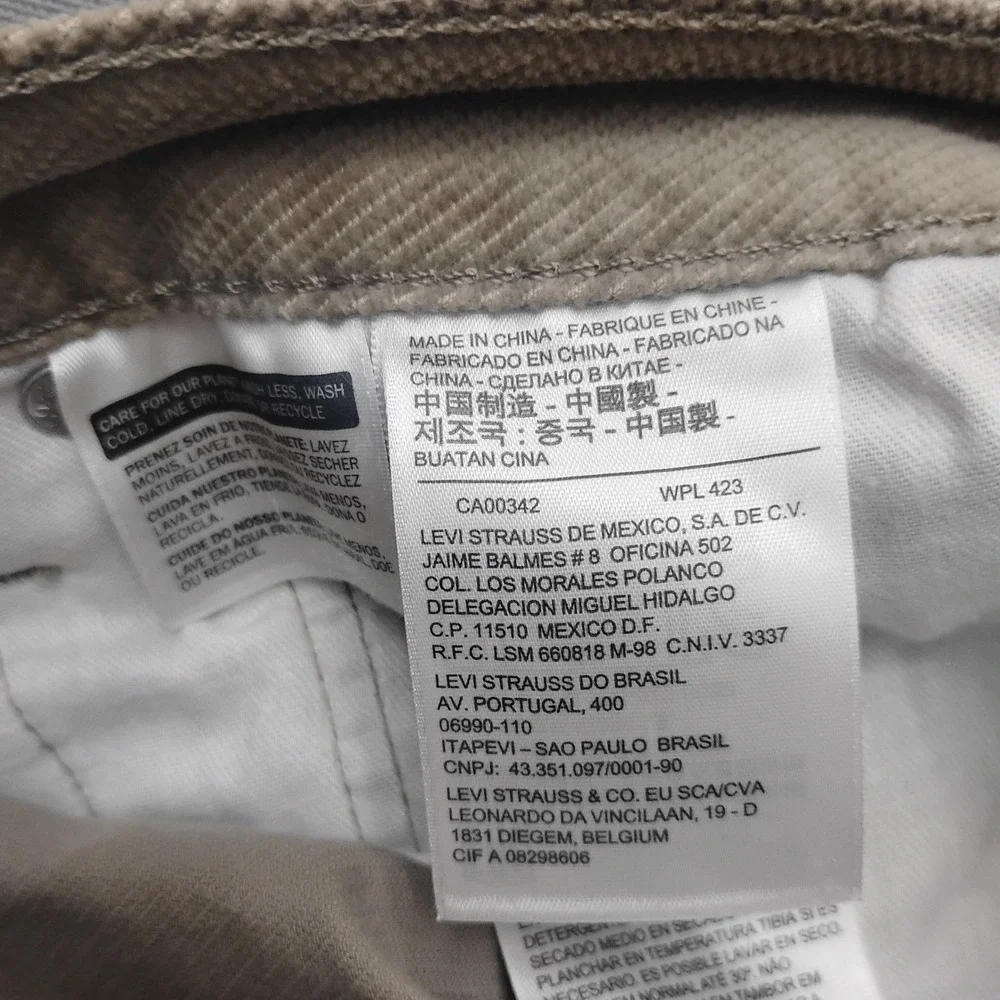Levis levis 511