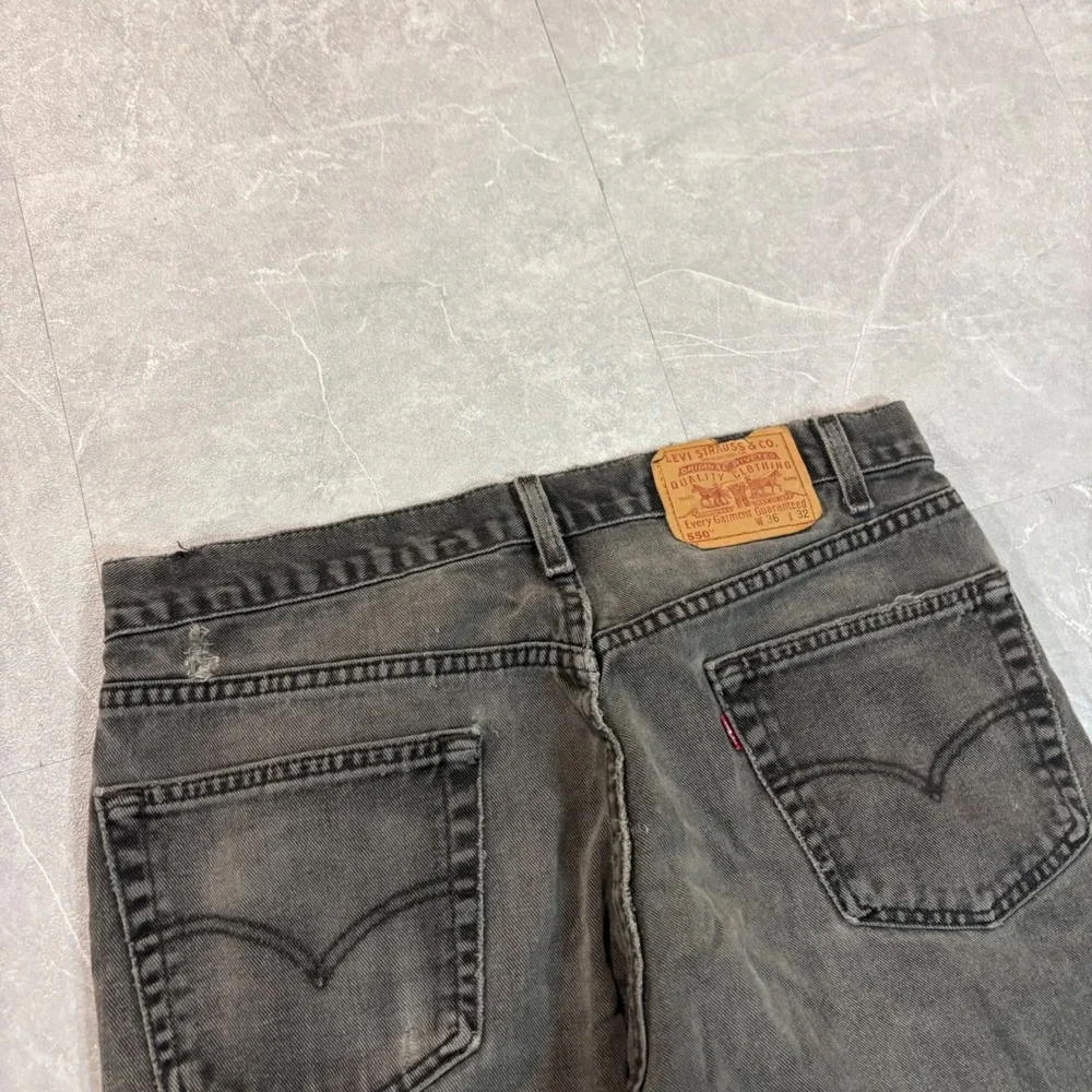 Levis iconic feature 100%