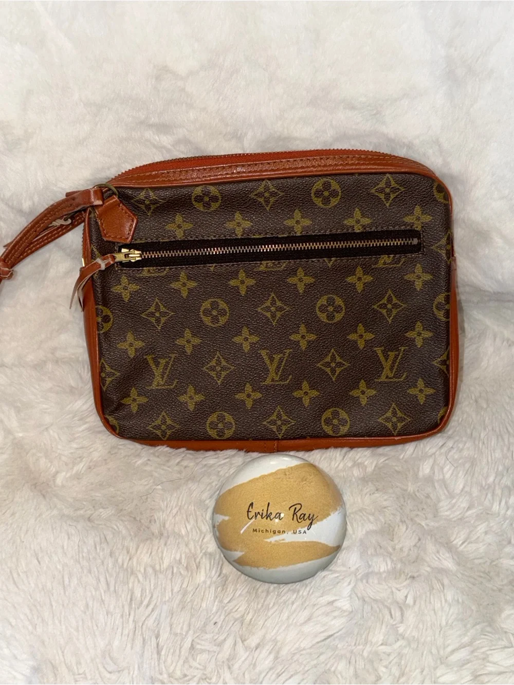 Louis Vuitton ✔️good ✔️cute