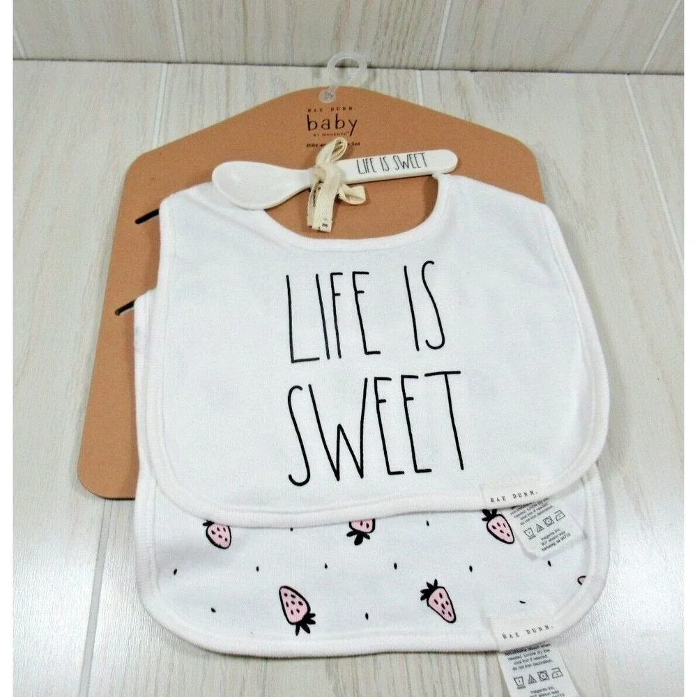 Rae‎ Dunn Baby Bibs spoon set Life Is Sweet Strawberries new with small spot on1