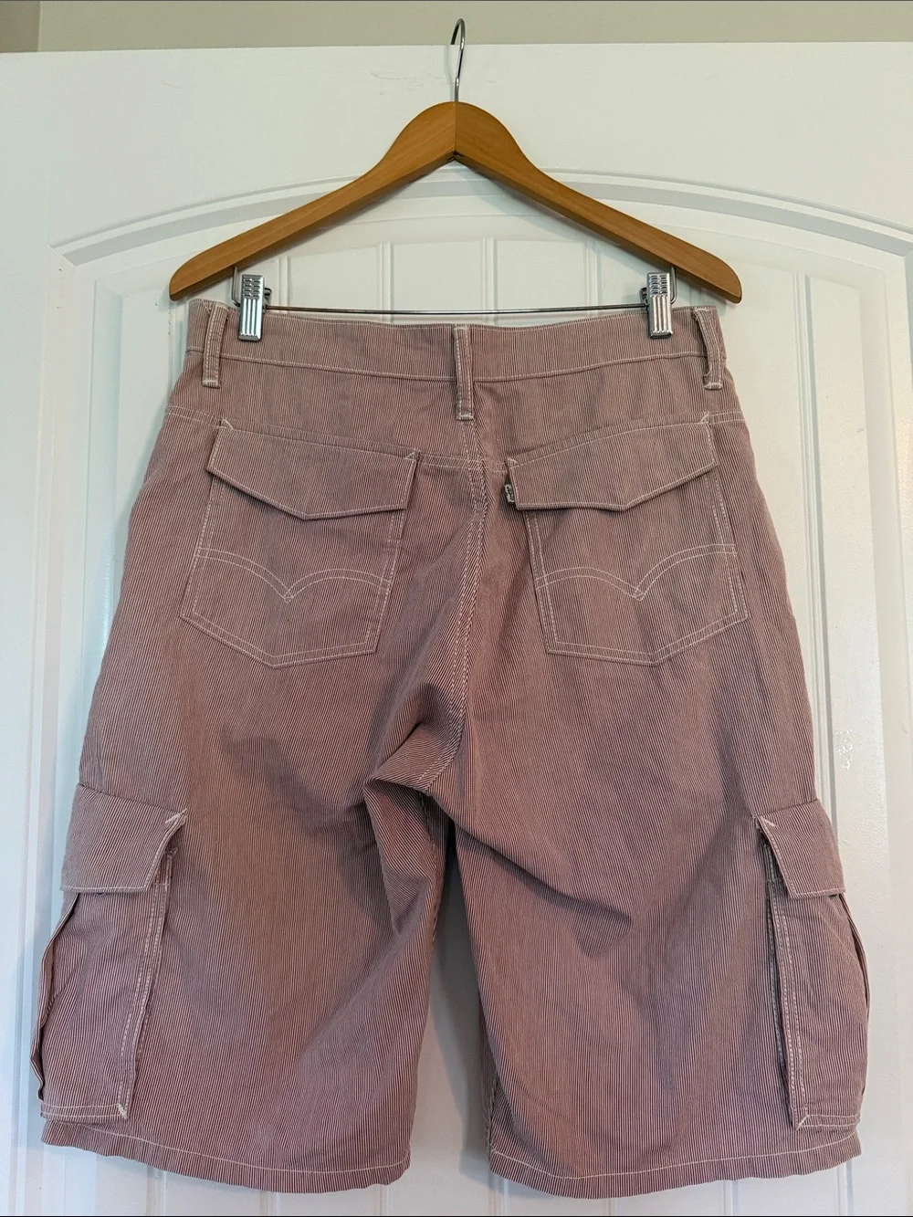 Levis inseam 11”