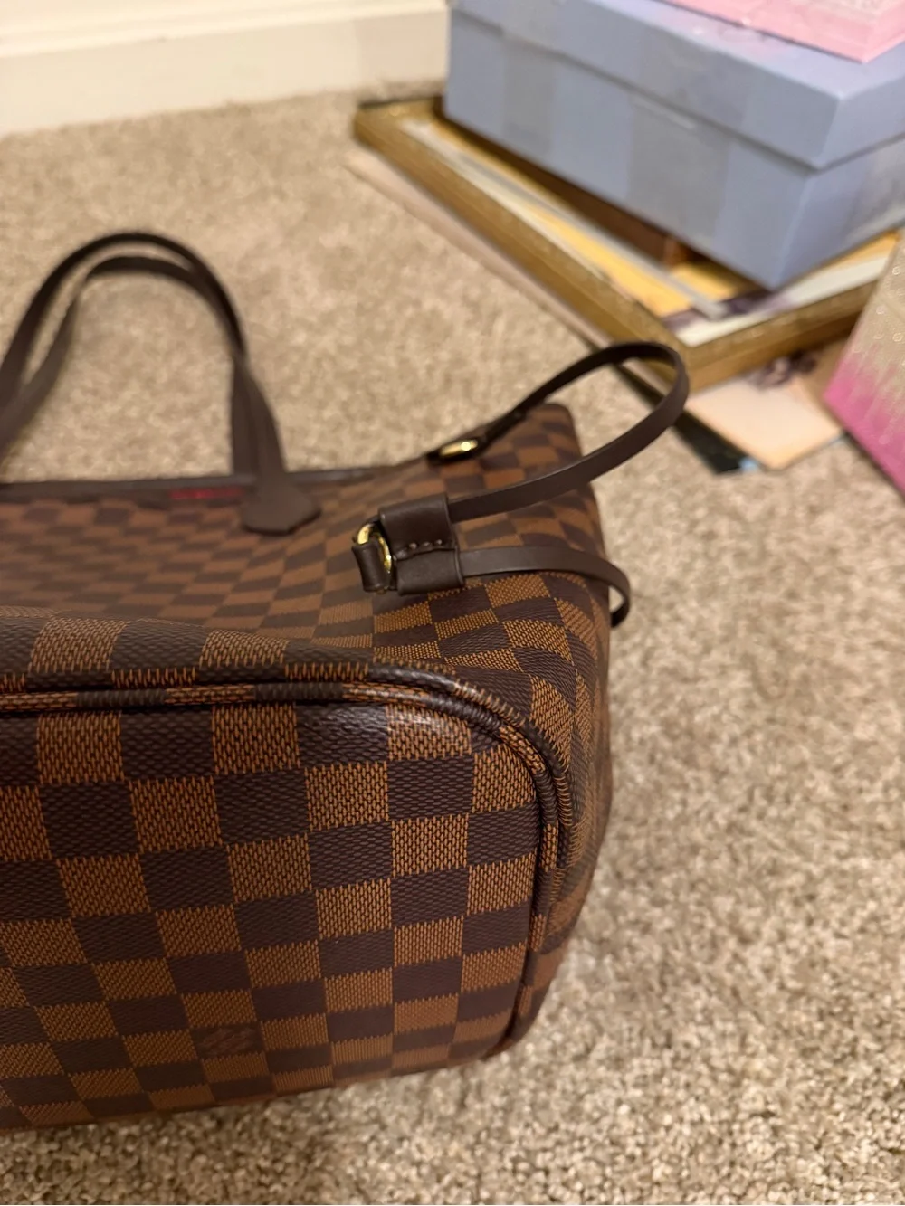 LV stylish brown