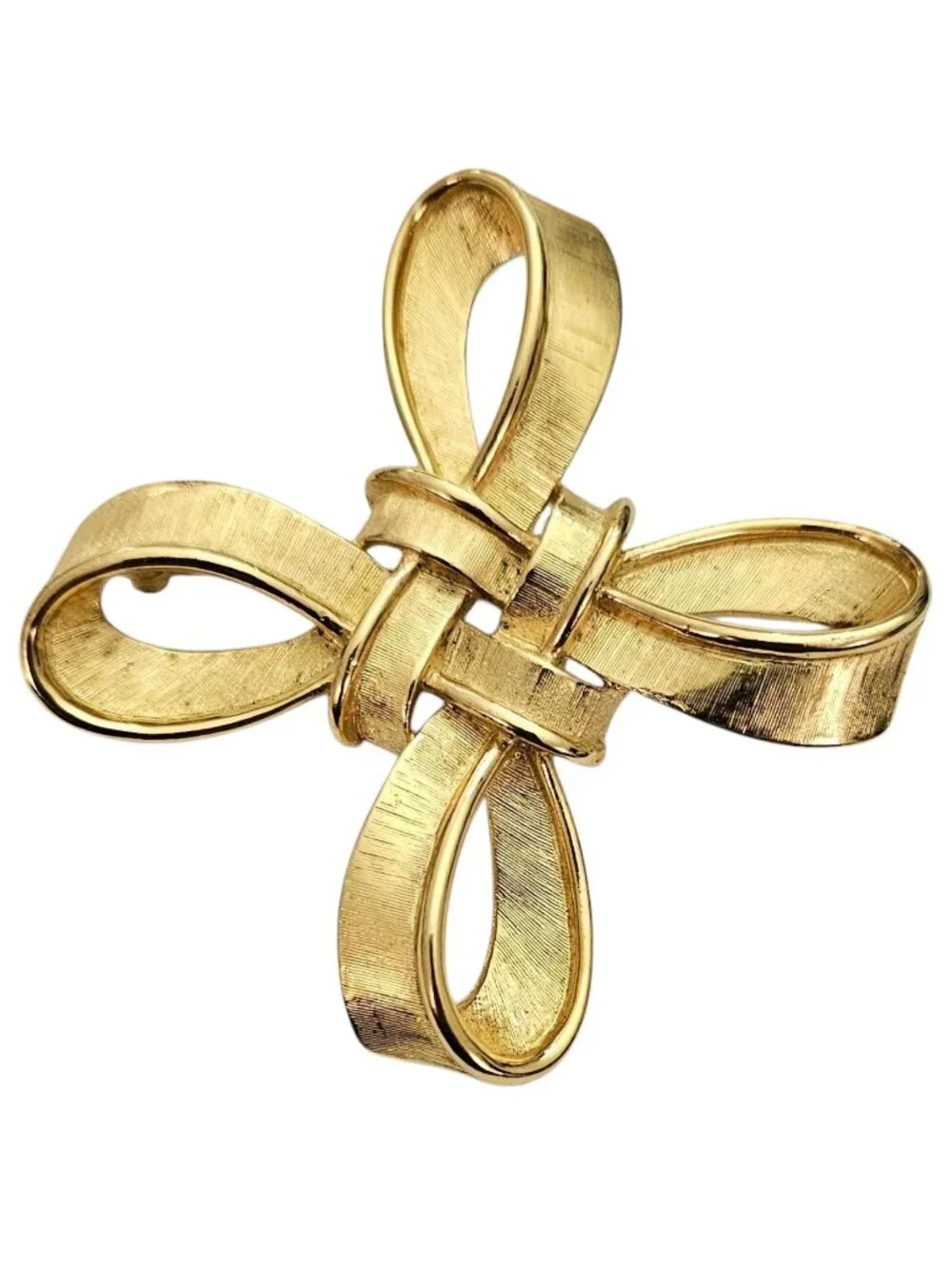 Trifari Gold Tone Maltese Cross Ribbon Brooch Signed, J109
