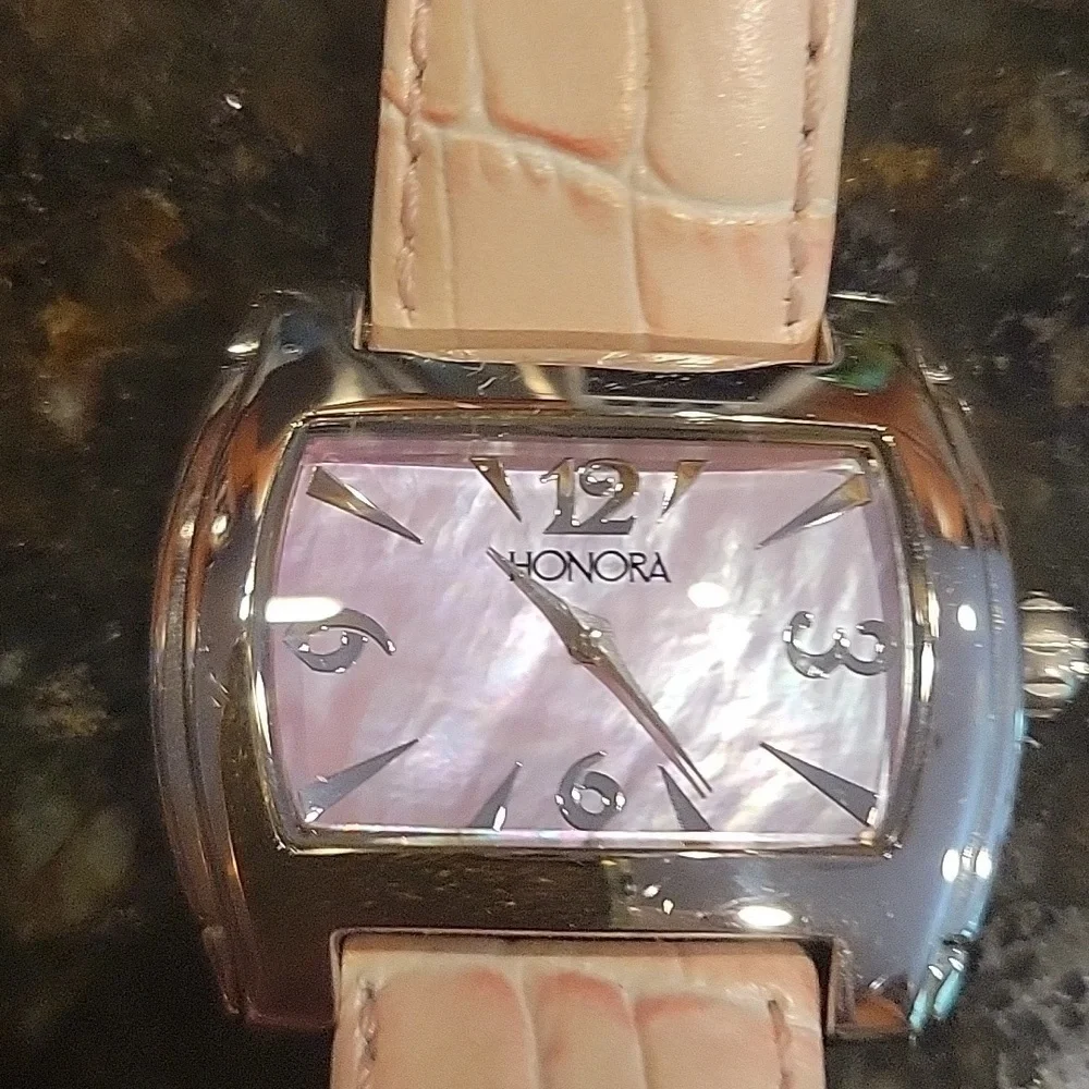 HONORA Watch Light Pink Genuine Leather
