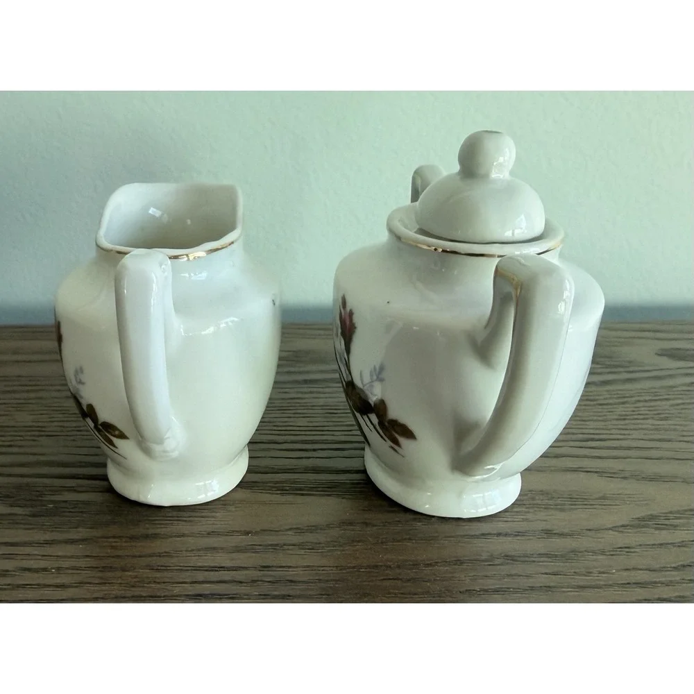 N/A vintage cream
