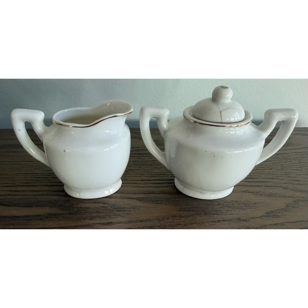 N/A vintage cream