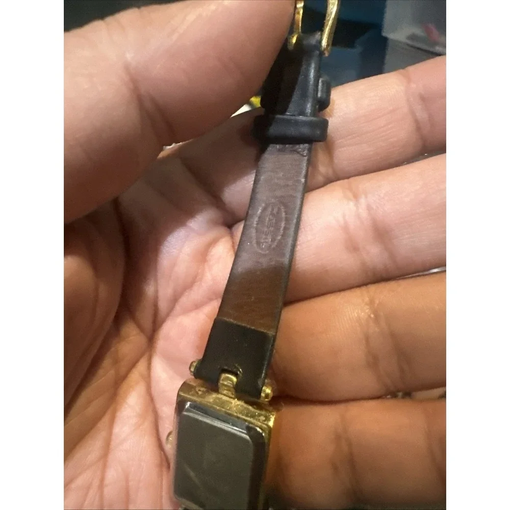 Fossil new battery