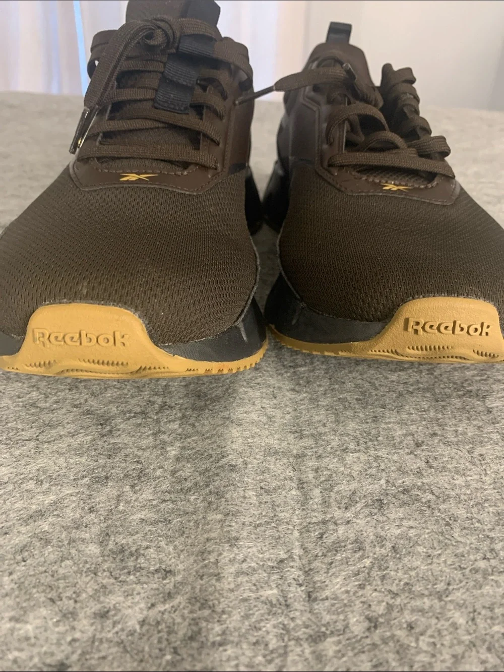 Reebok Men’s Dark Brown and Tan Low-Top Athletic Sneakers size 10.5