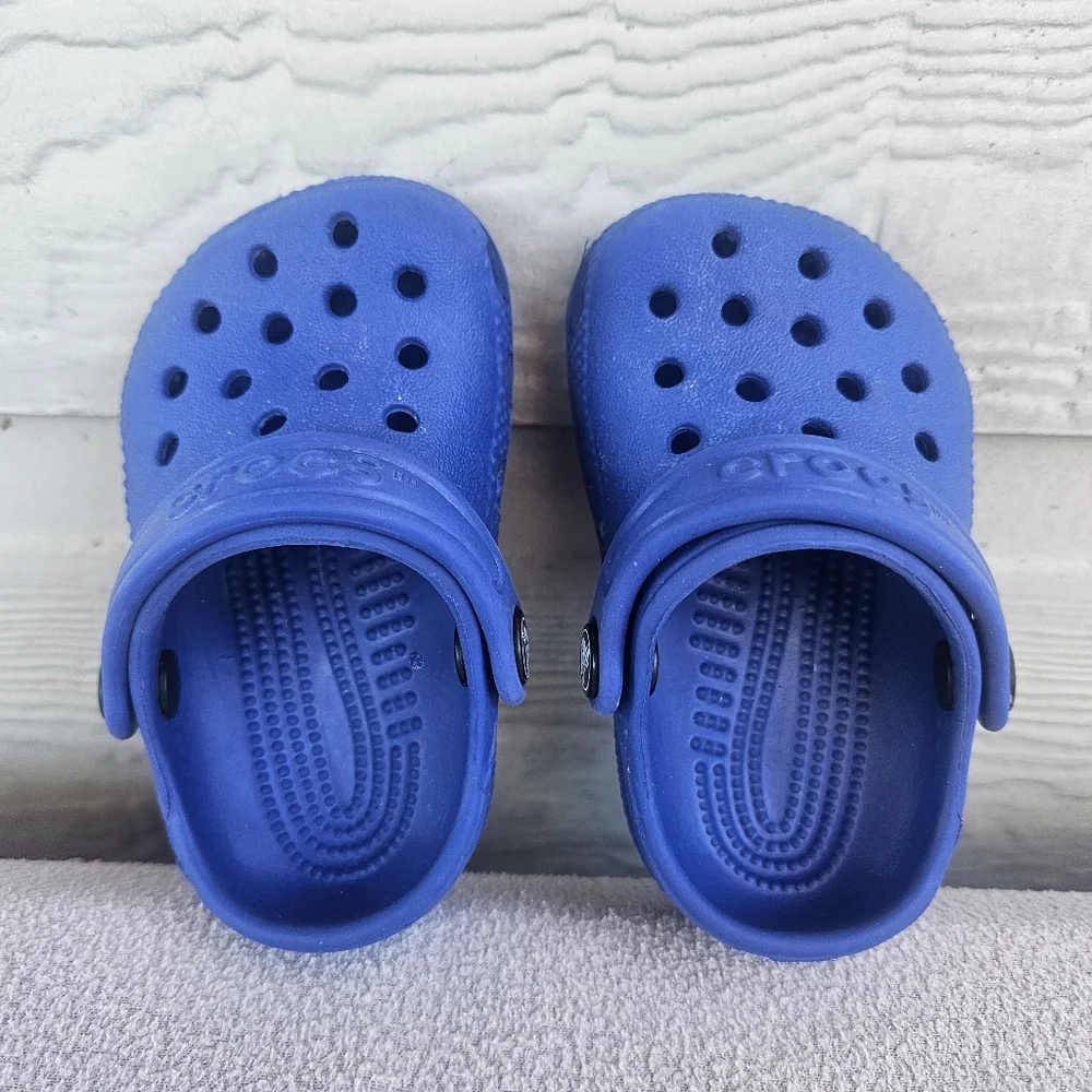 CROCS classic clog