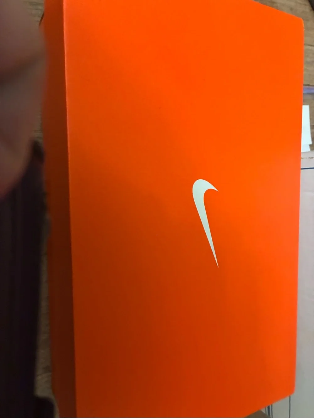Nike outsole midsole lacing