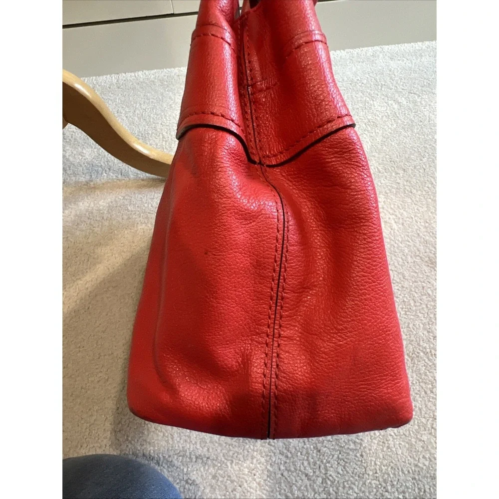 Kate Spade New York there wear