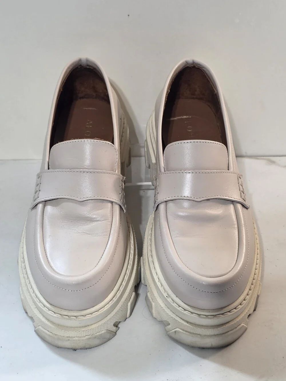 ALOHAS trailblazer white upper