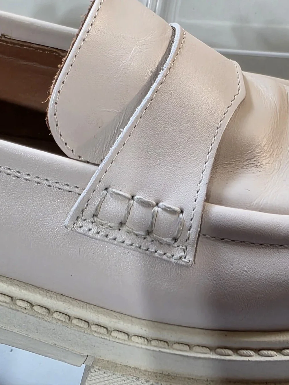 ALOHAS casual money loafers