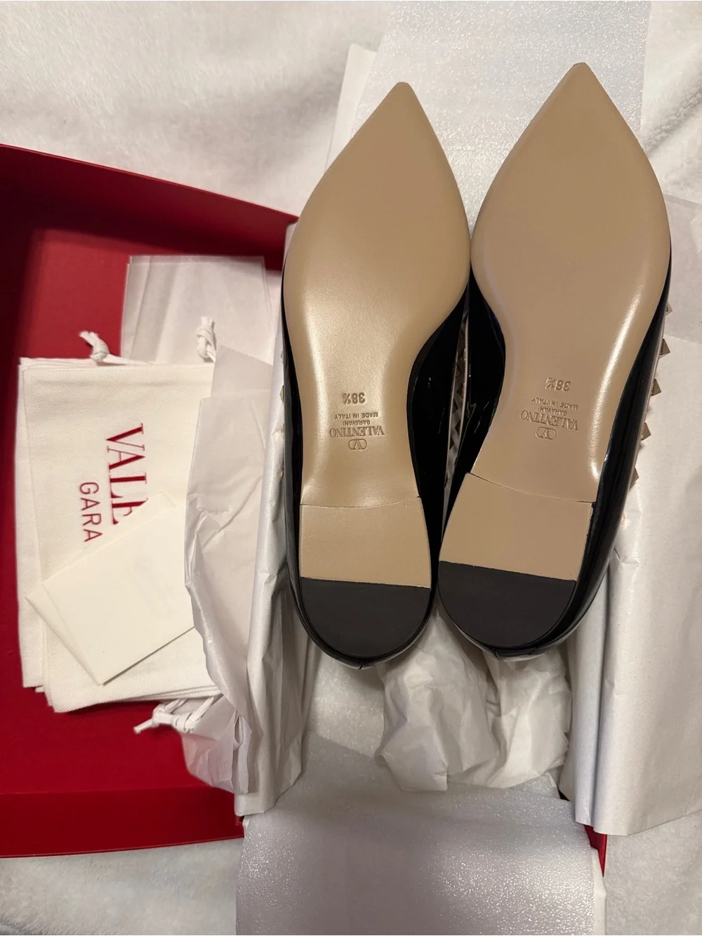 Valentino Patent Pointed Toe Rockstud Flats in Black and Nude 38.5 NIB