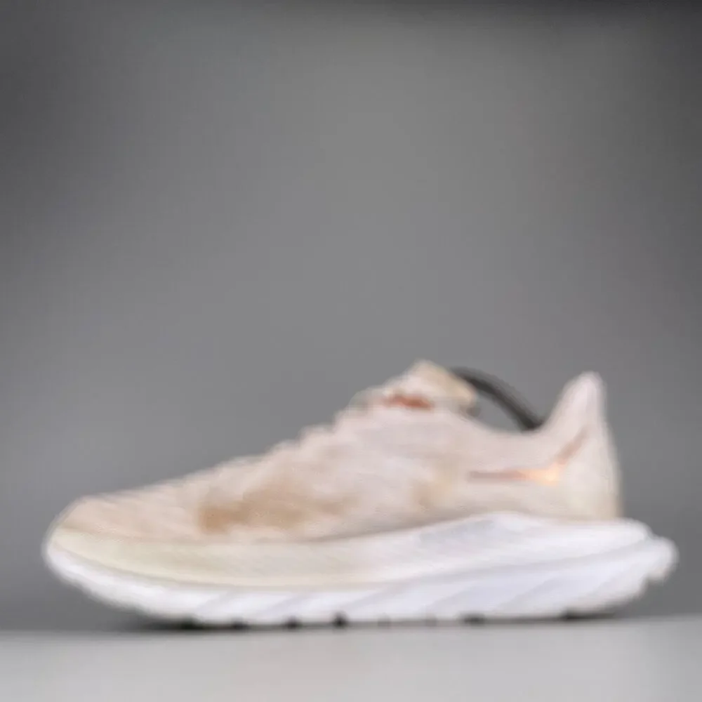 Hoka One One hoka one