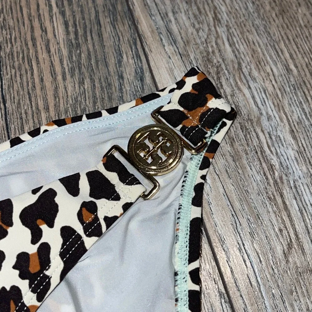 Tory Burch tory burch
