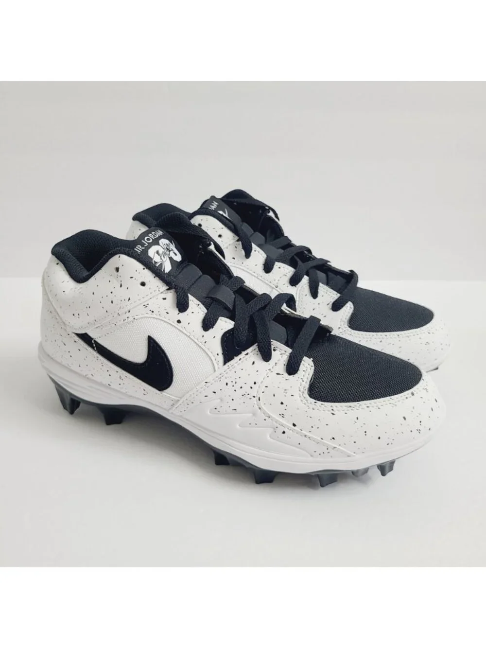 NEW Nike Air Jordan Stadium 90 Low TD Football Cleats HQ0210-100 Size 12 White