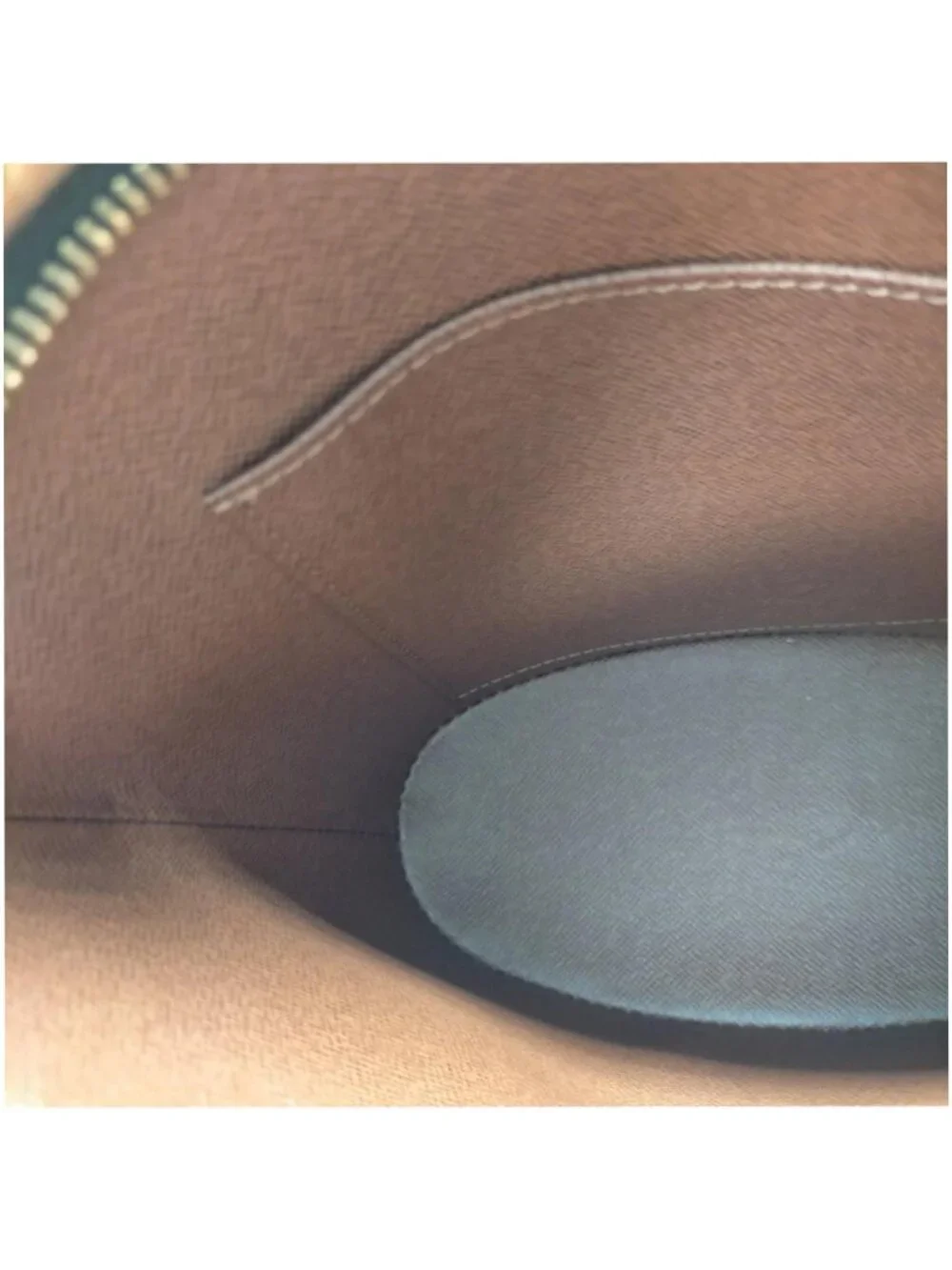 Louis Vuitton classic louis