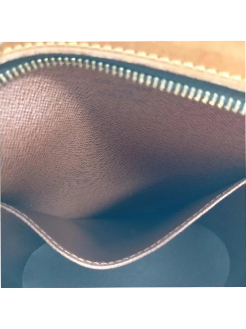 Louis Vuitton classic louis
