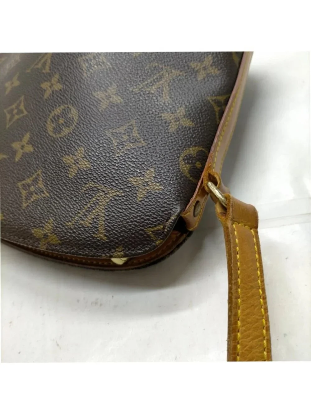 Louis Vuitton classic louis