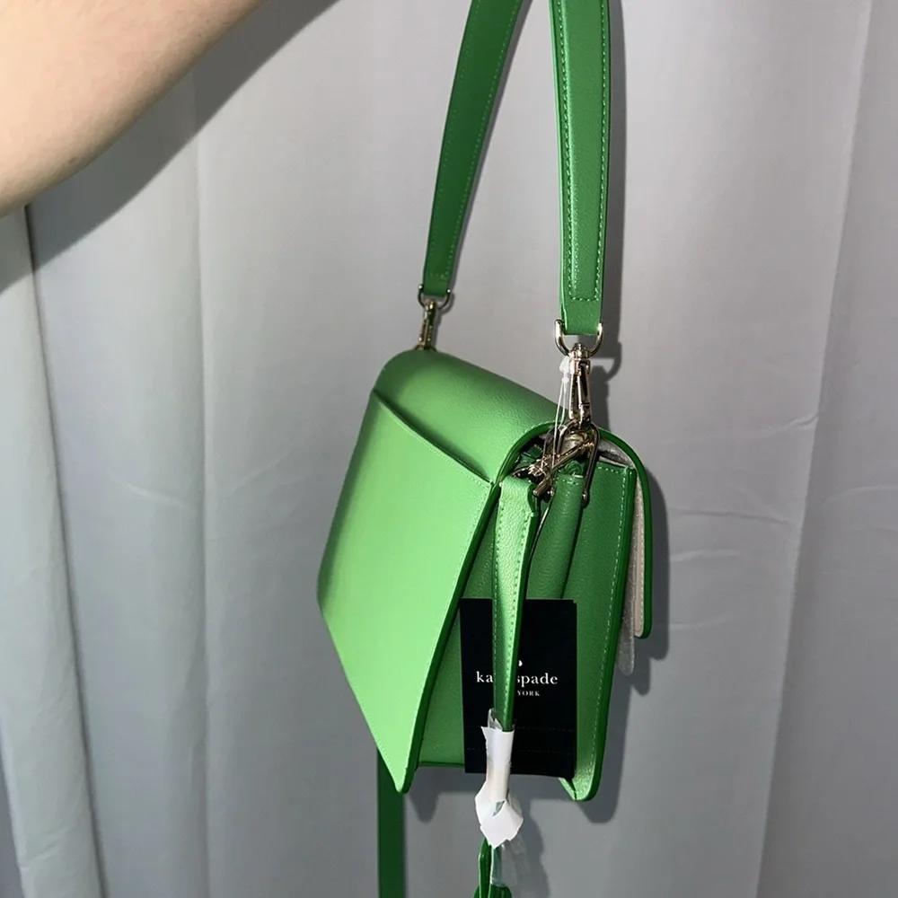 Kate Spade Voyage Small Grain textured Shoulder / Crossbody Bag💚