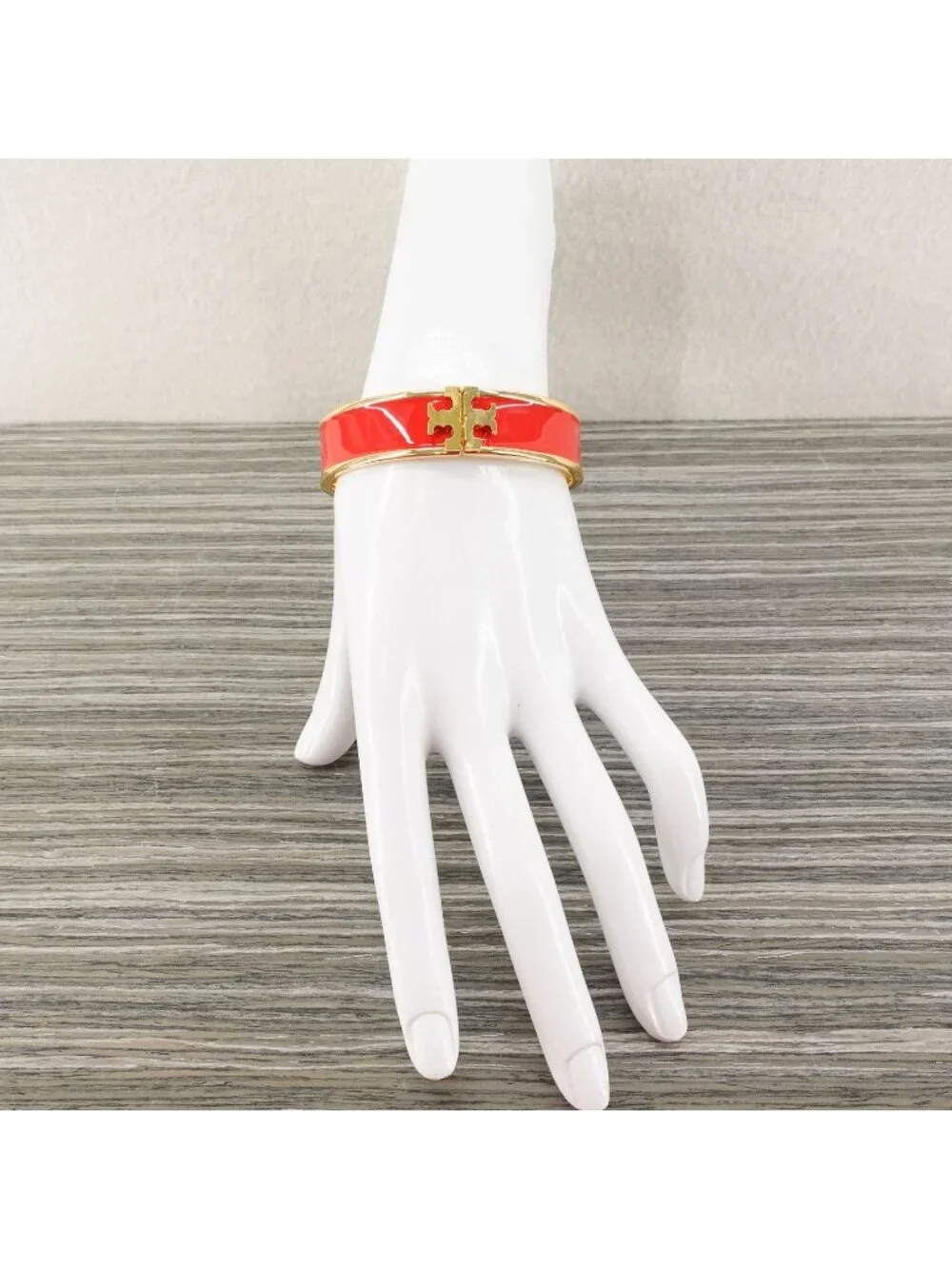 Tory Burch Enameled Kira Logo Hinged Bracelet Gold/ Red OS
